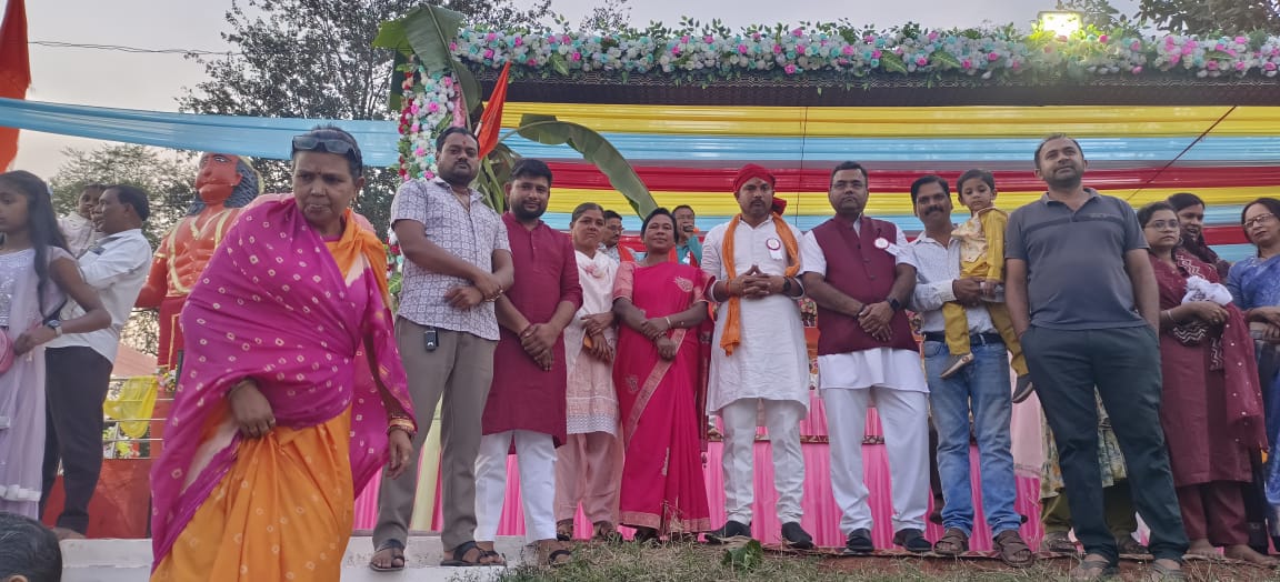 छठ पूजा पर प्रदेश कांग्रेस सचिव रत्ना पैंकरा ने लिया आशीर्वाद